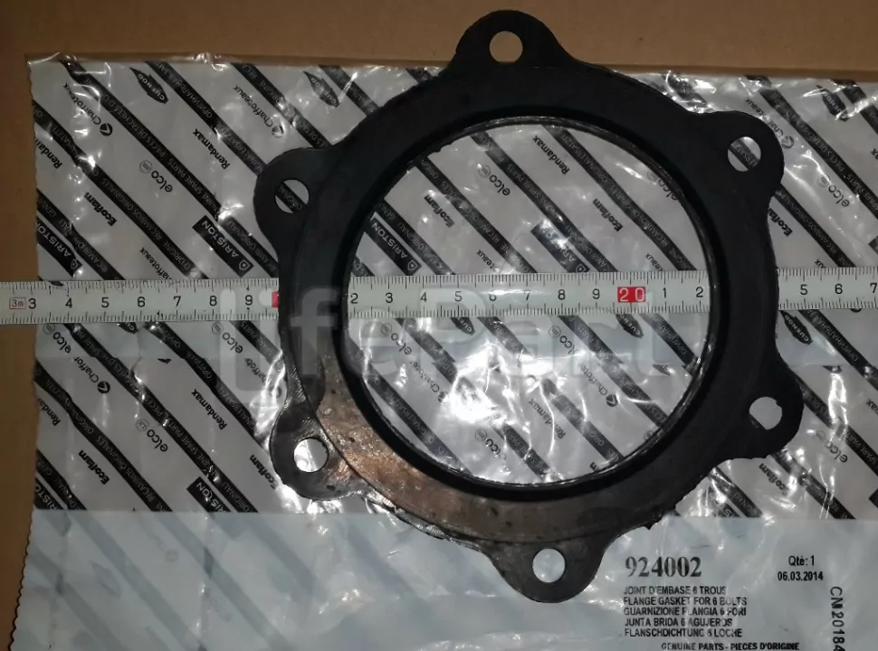 Прокладка фланцевая с 6 отверстиями Ariston 924002
