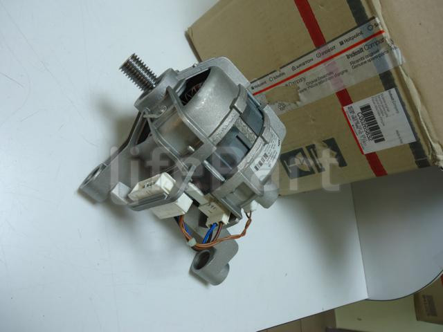 Мотор Indesit C00265832